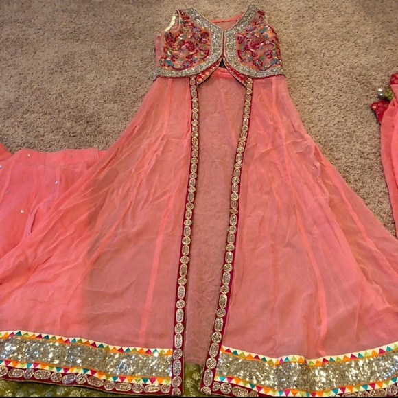 Indian Pakistani Salma Dawood Bridal Wear - Picture 3 of 11
